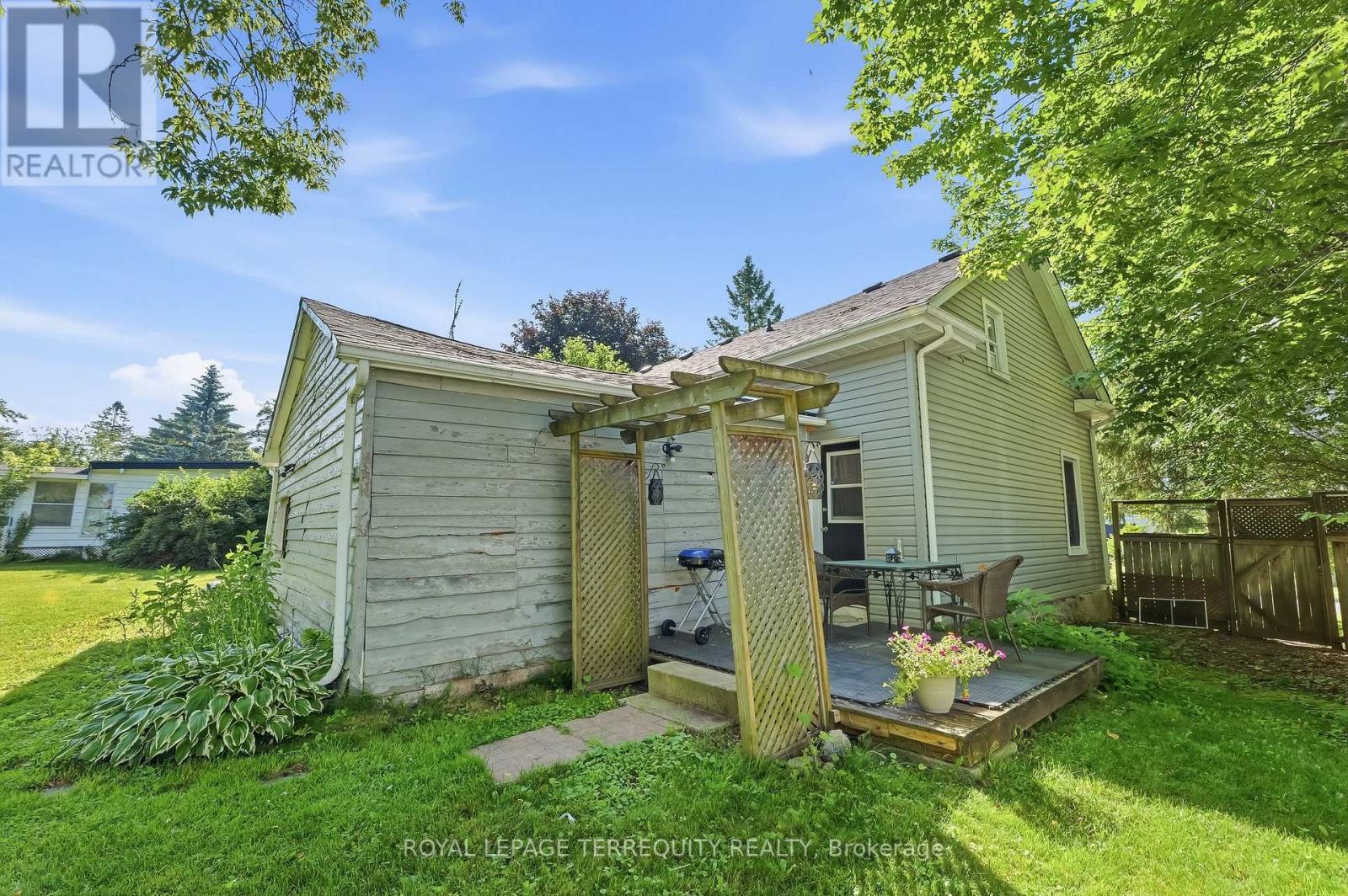 20 KING STREET W - 29