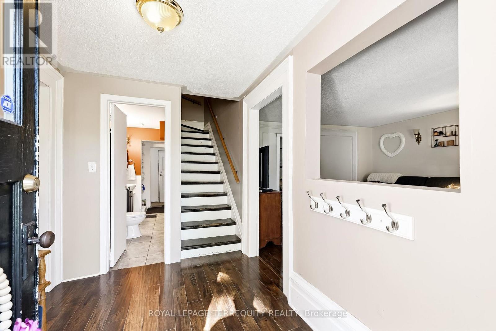 20 KING STREET W - 7