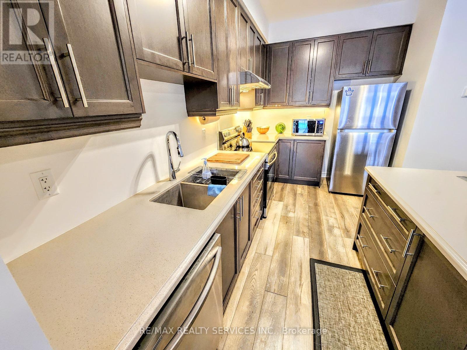 76 JUNE CALLWOOD WAY - 11