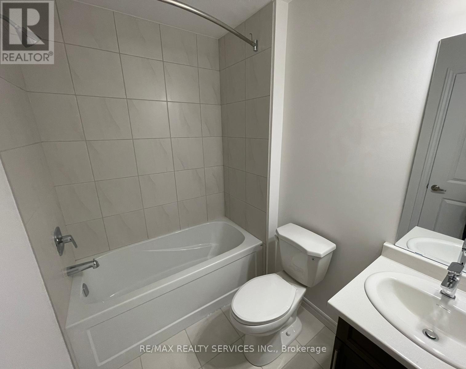 76 JUNE CALLWOOD WAY - 24