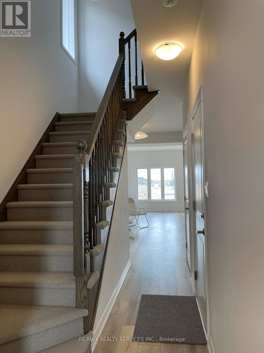 76 JUNE CALLWOOD WAY - 5