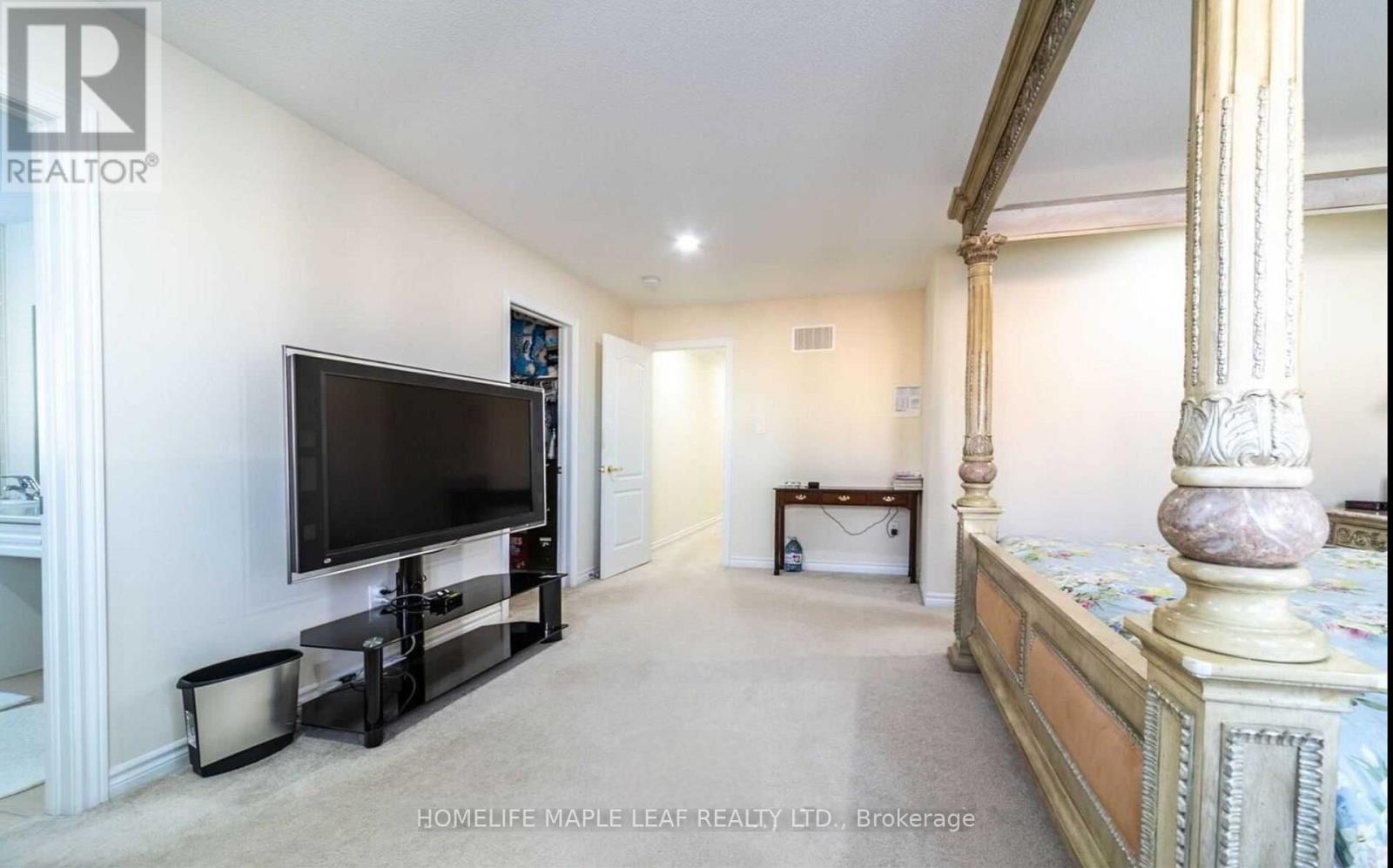 602 HAMMOND STREET - 17