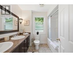 16 Carrington Court, Hamilton, ON L9A4N6 Photo 10