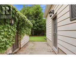 16 Carrington Court, Hamilton, ON L9A4N6 Photo 26
