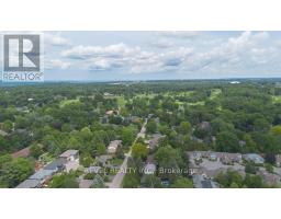 16 Carrington Court, Hamilton, ON L9A4N6 Photo 29