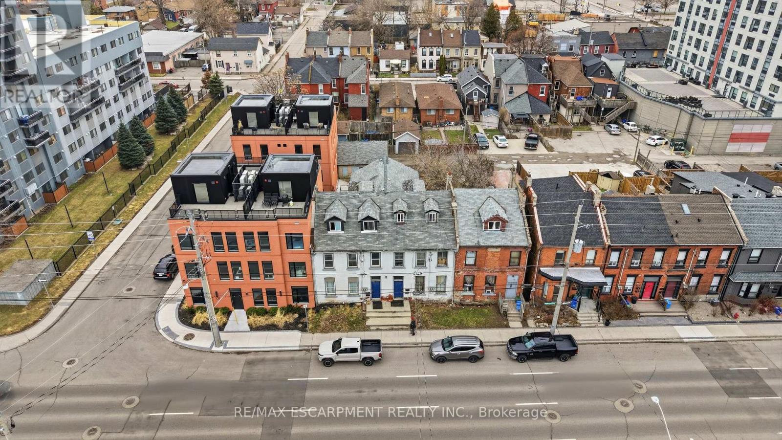 133-135 WELLINGTON STREET - 12