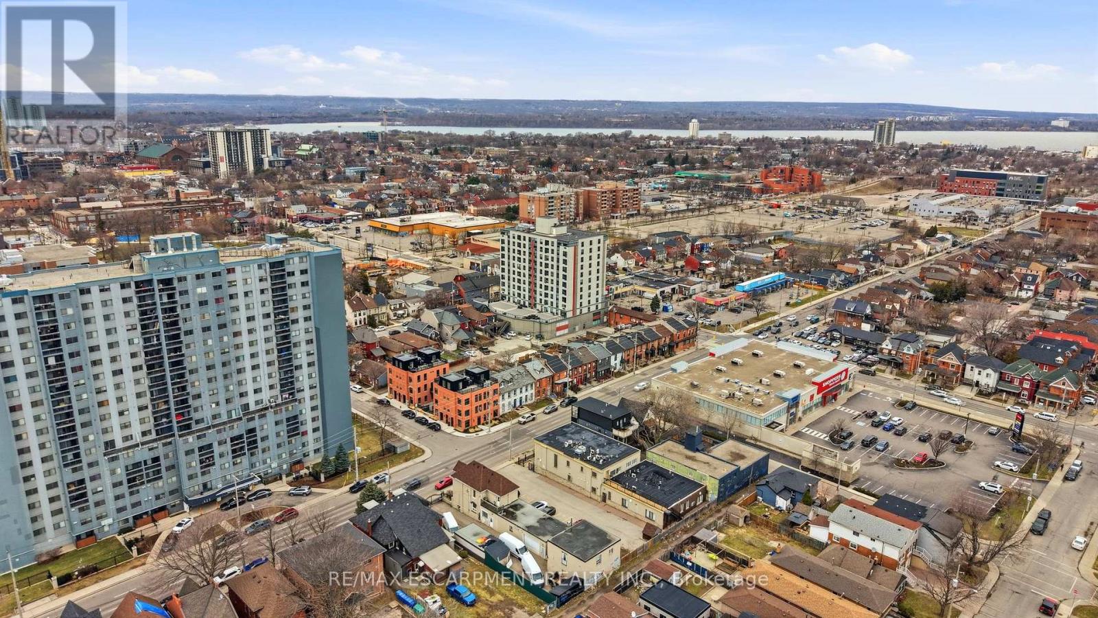 133-135 WELLINGTON STREET - 19