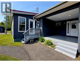 340 Ave Du Tré Carré, Shippagan, NB E8S1Y4 Photo 37