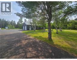 340 Ave Du Tré Carré, Shippagan, NB E8S1Y4 Photo 43