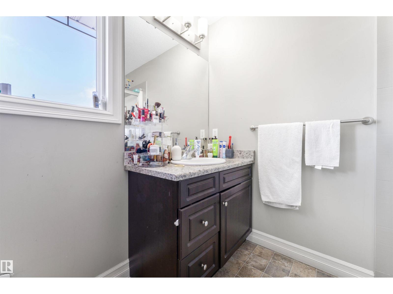 #140 655 TAMARACK RD NW — photo 19