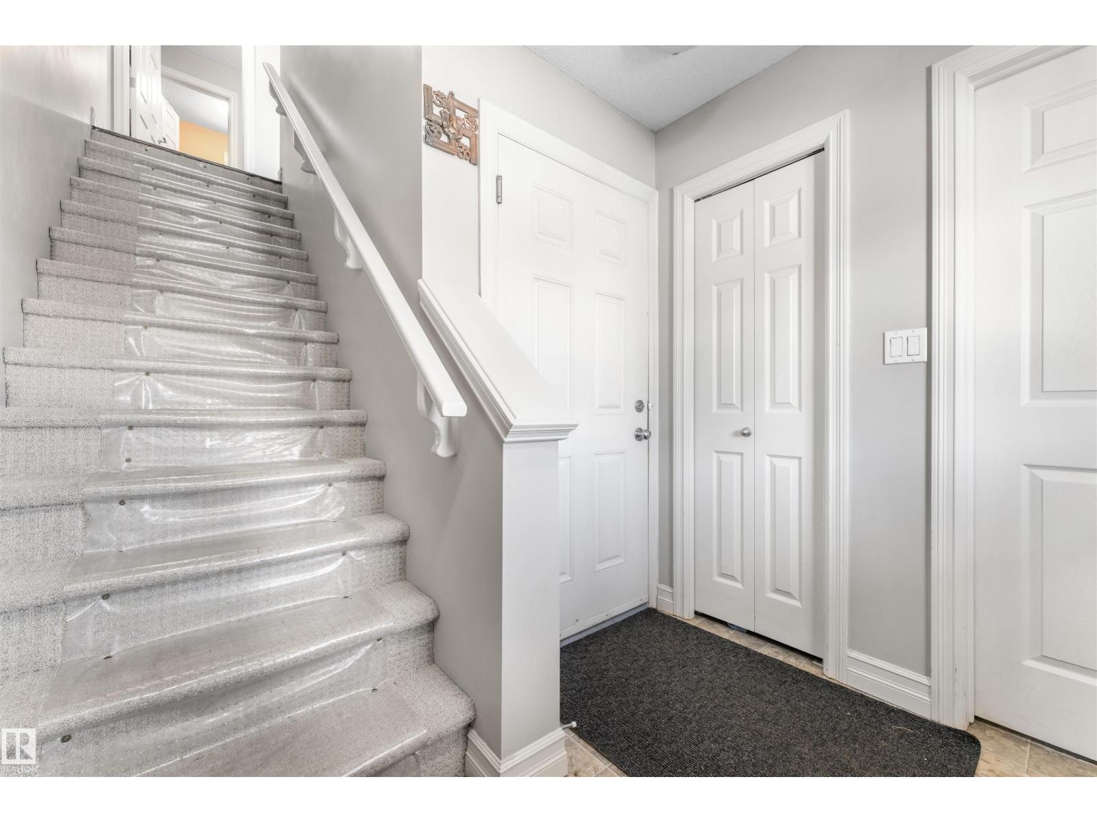 #140 655 TAMARACK RD NW - photo 3
