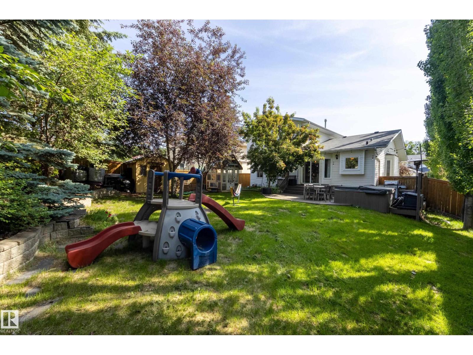 4810 42 ST - 40