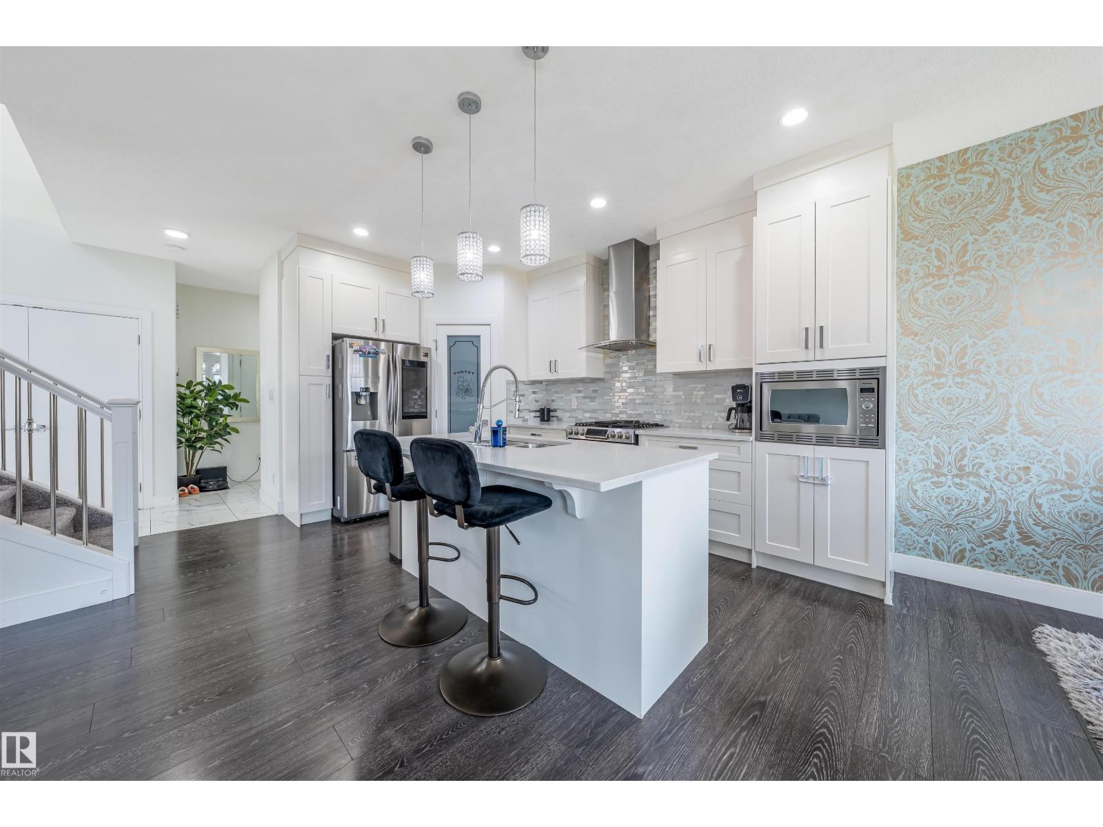 2630 16A Ave NW - 16