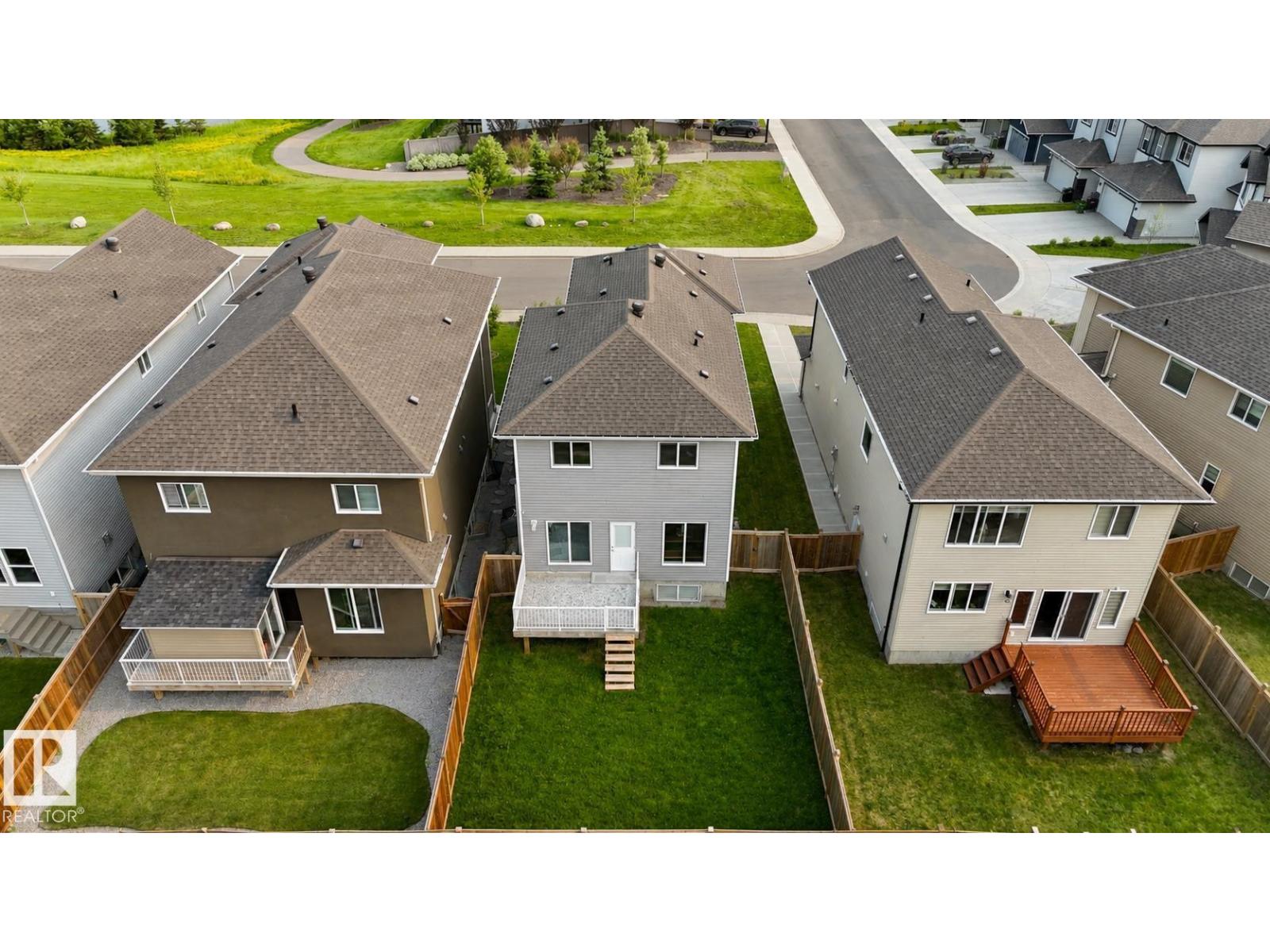 2630 16A Ave NW - 2