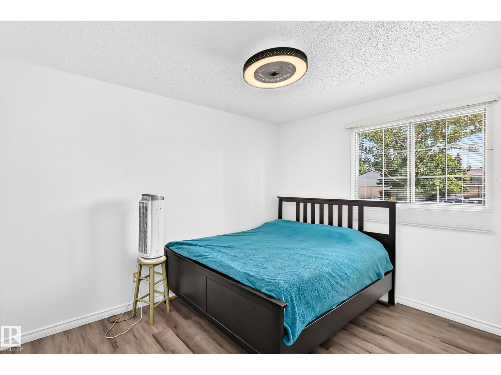 14240 23 ST NW - 10