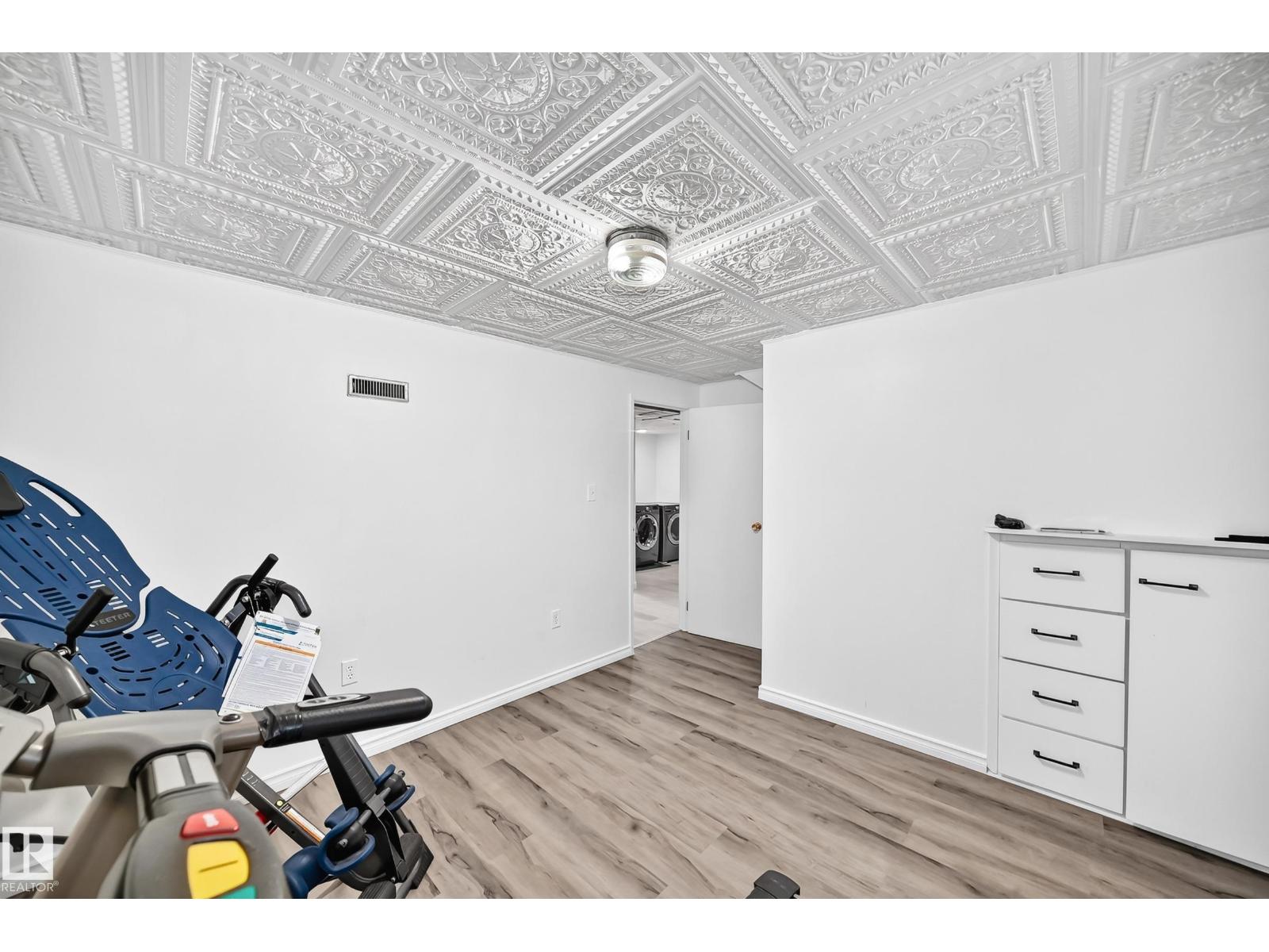 14240 23 ST NW - 28