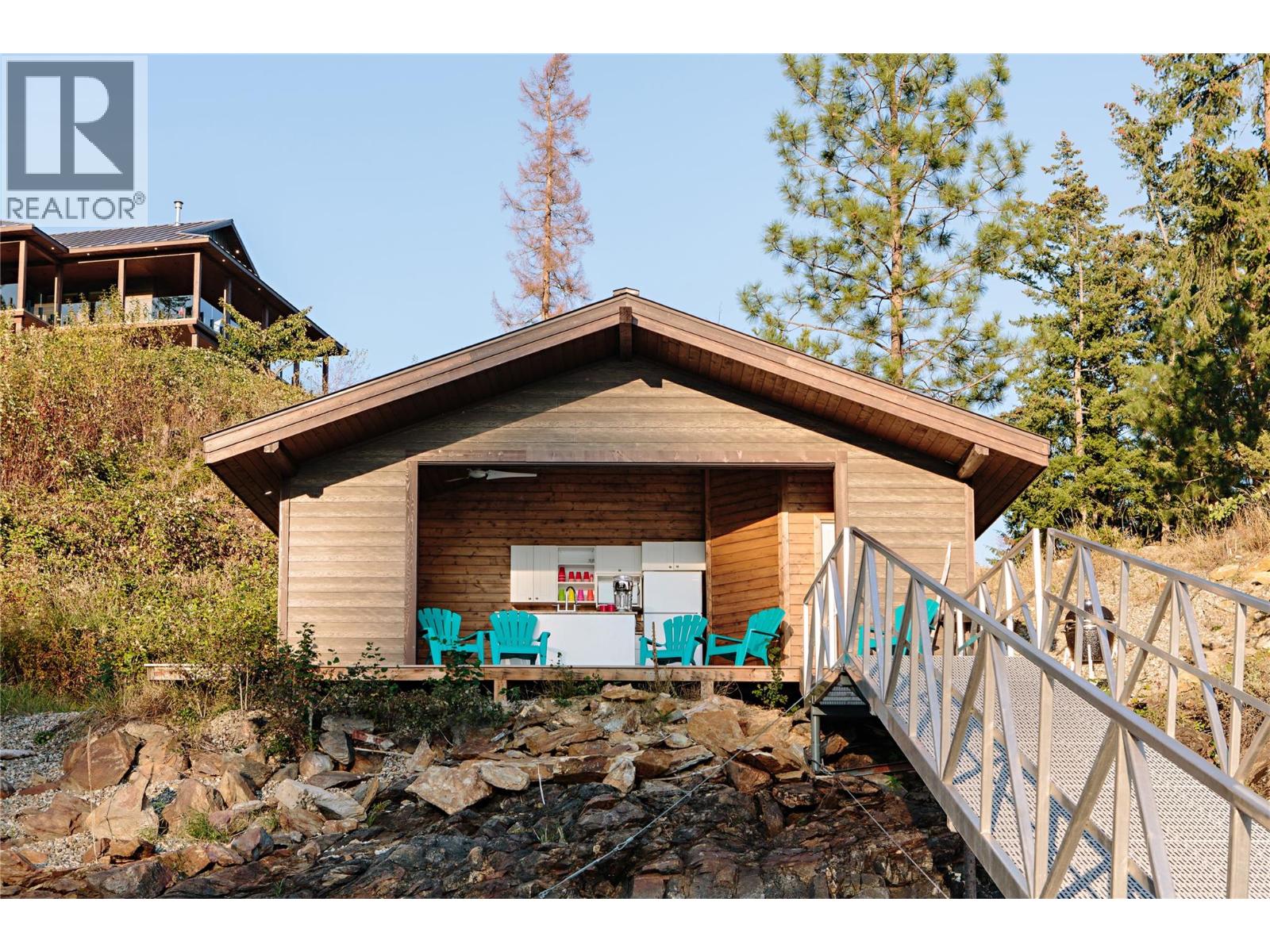  6525 Worrall Road, Tappen