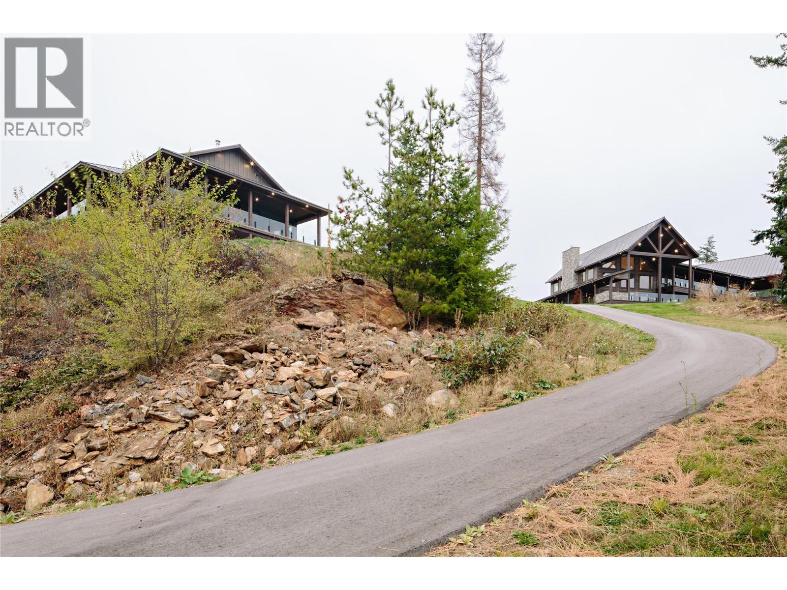  6525 Worrall Road, Tappen