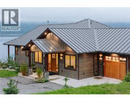 3pc Ensuite bath - 6525 Worrall Road, Tappen, BC V0E2X1 Photo 9