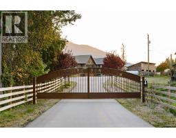 Great room - 6525 Worrall Road, Tappen, BC V0E2X1 Photo 39