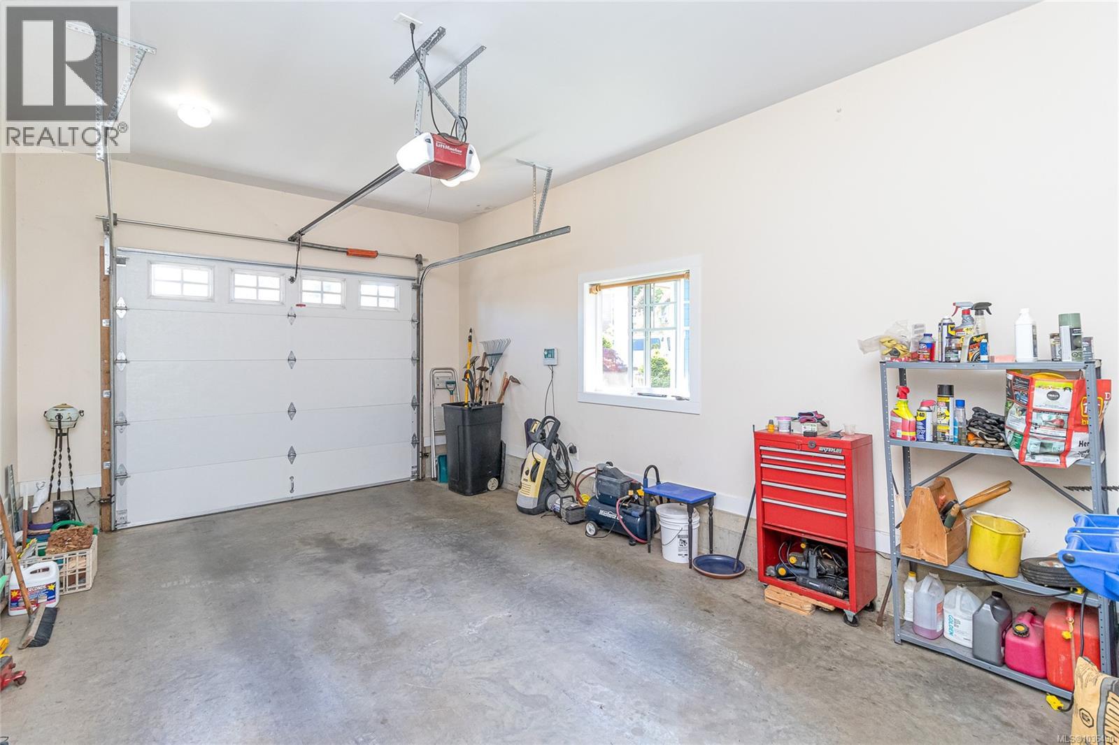 #6 5315 Miller Rd - 28