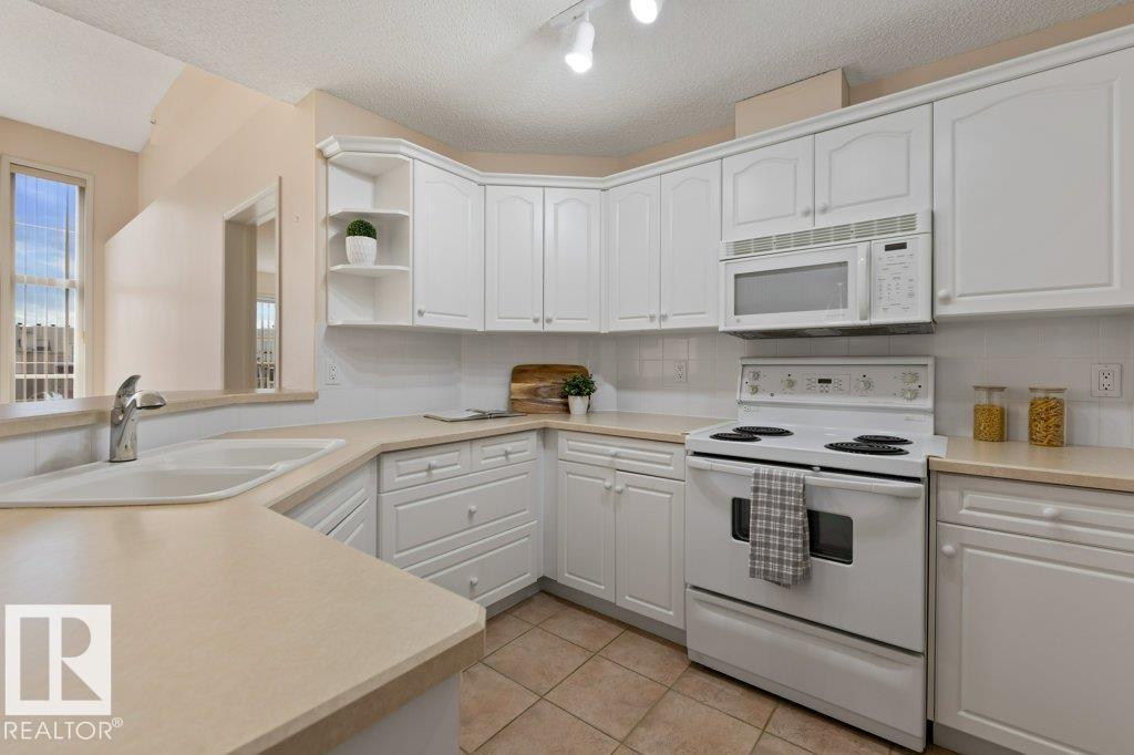 #412 9760 174 ST NW - 4