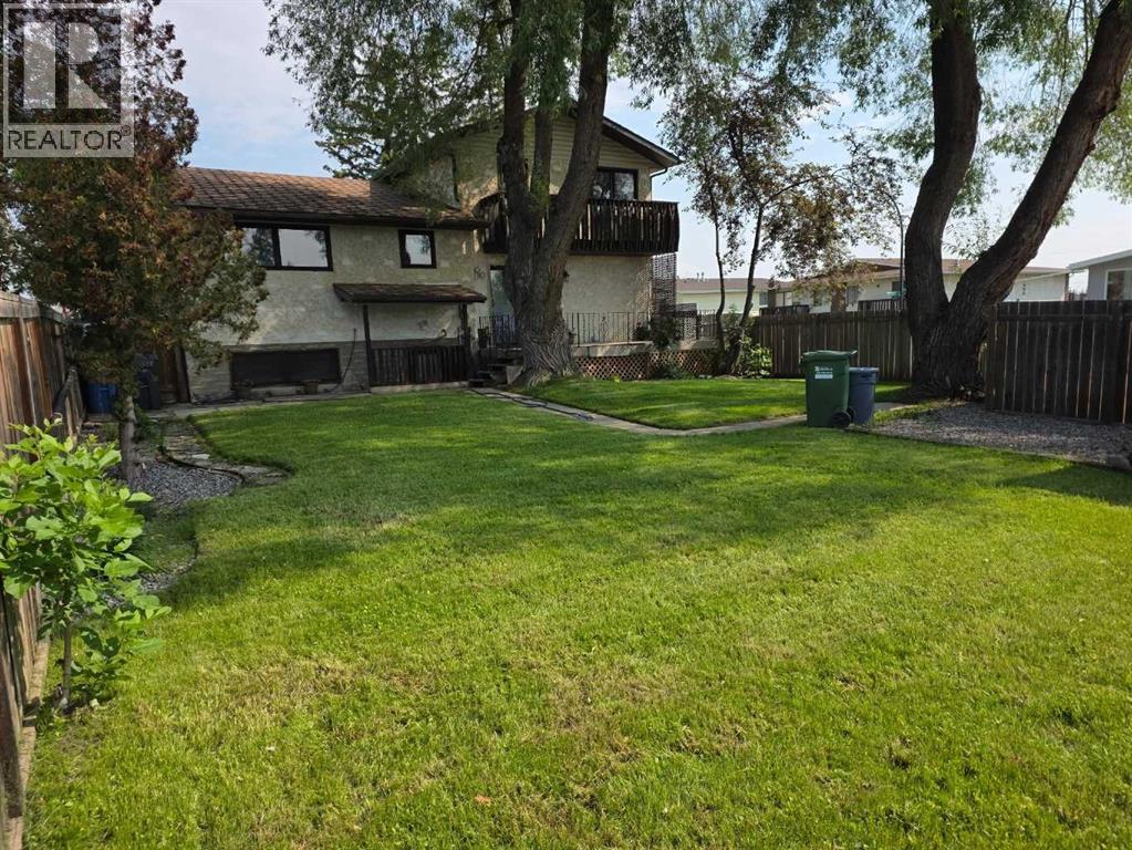 2 Nichols Crescent - 39