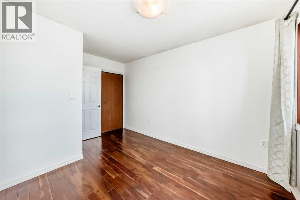 2 Nichols Crescent - 29