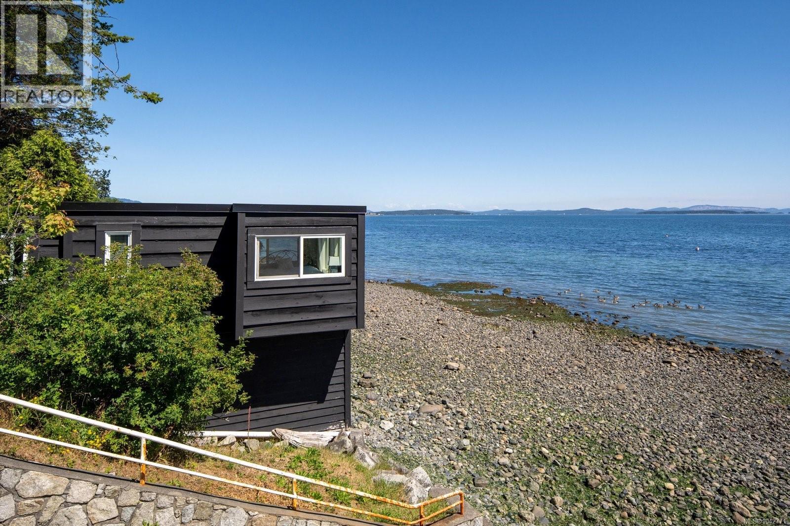 8543 Lochside Dr - 31