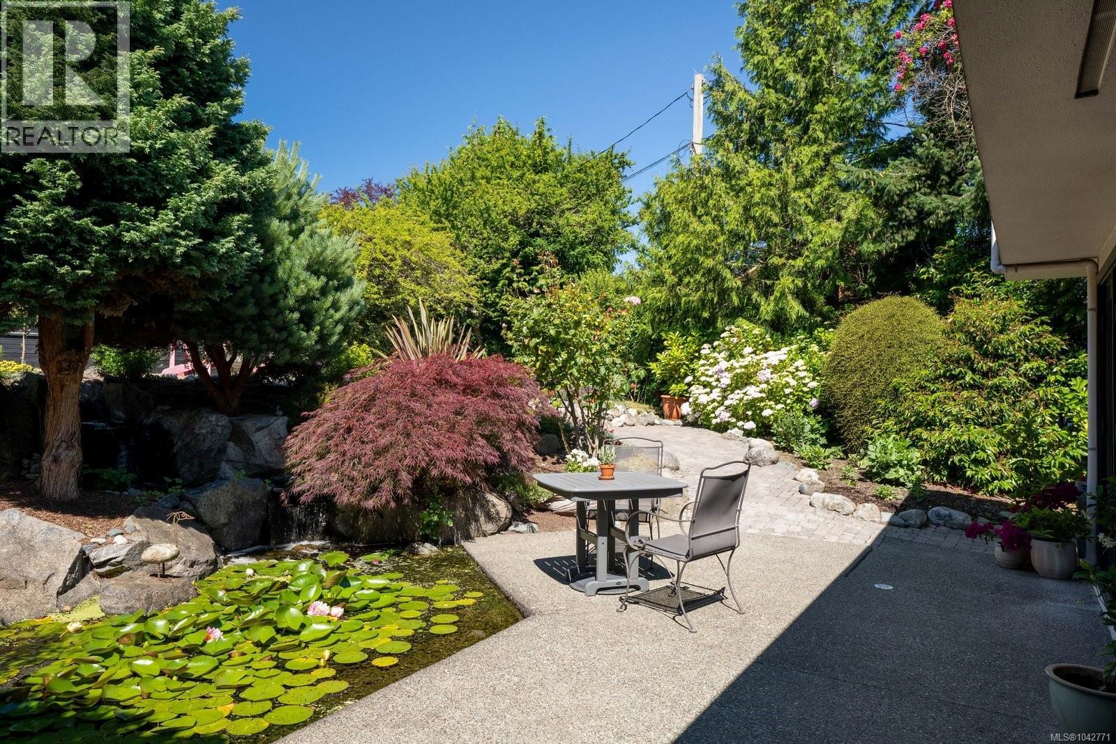 8543 Lochside Dr - 42