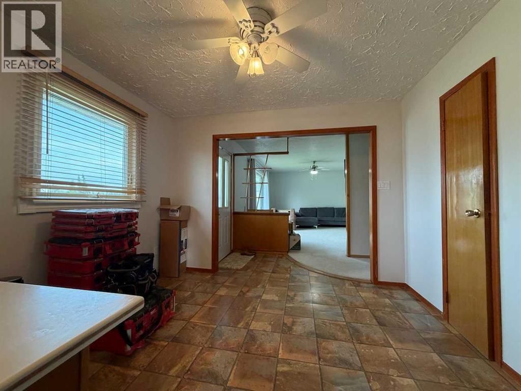 22 Athabasca Drive - 10