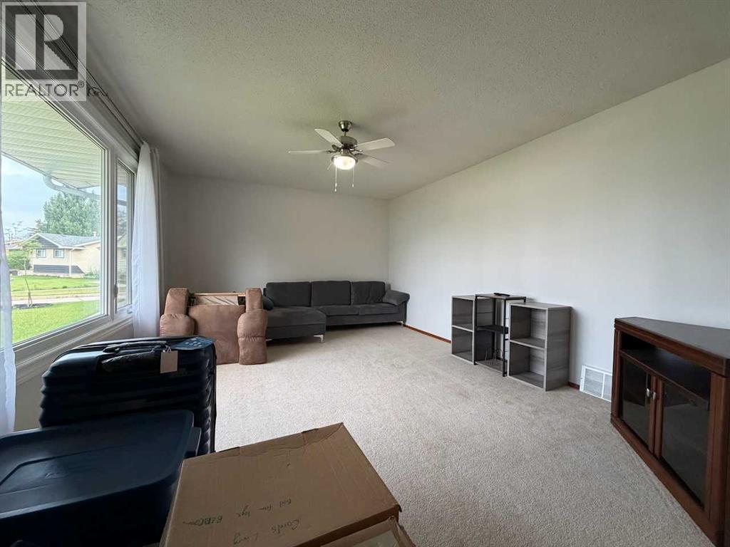 22 Athabasca Drive - 5
