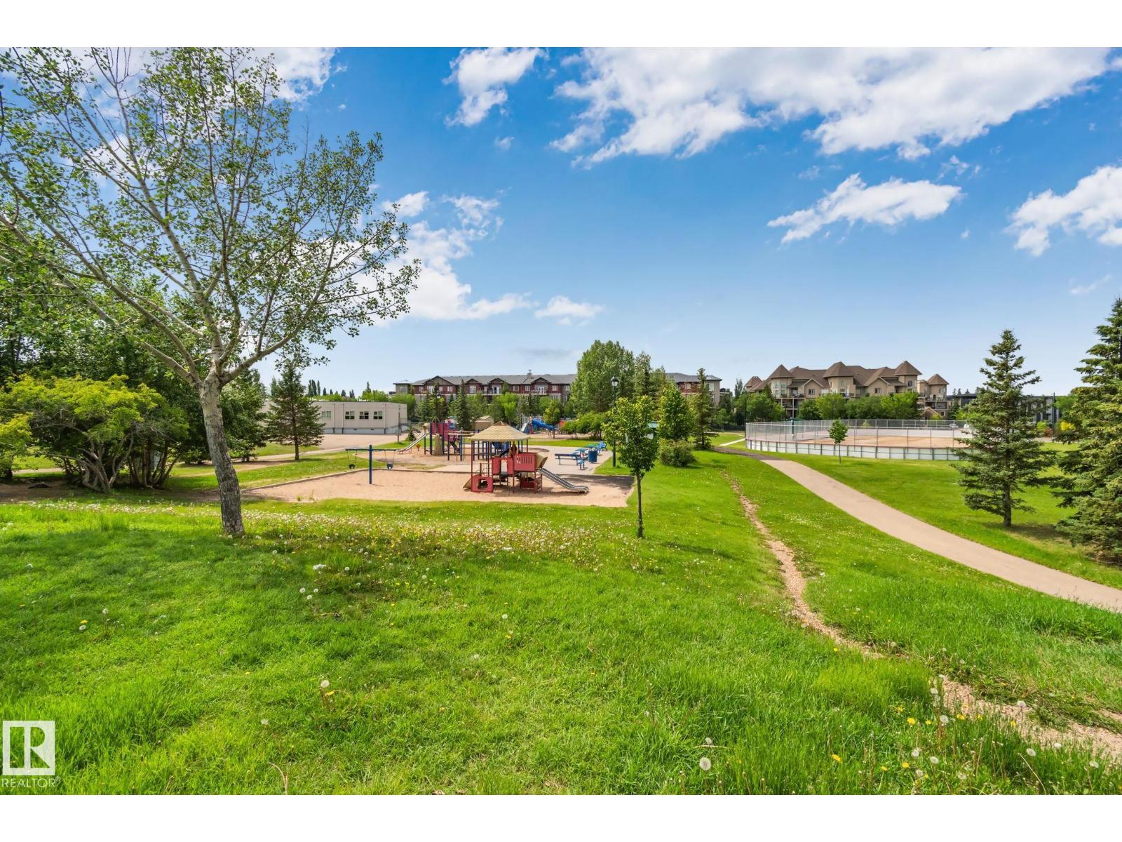 12248 16 AV SW - 42