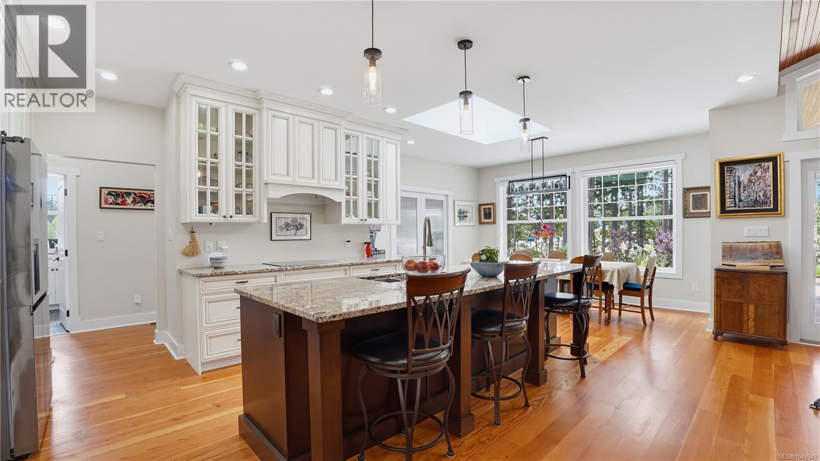 6458 Diana Dr - 12