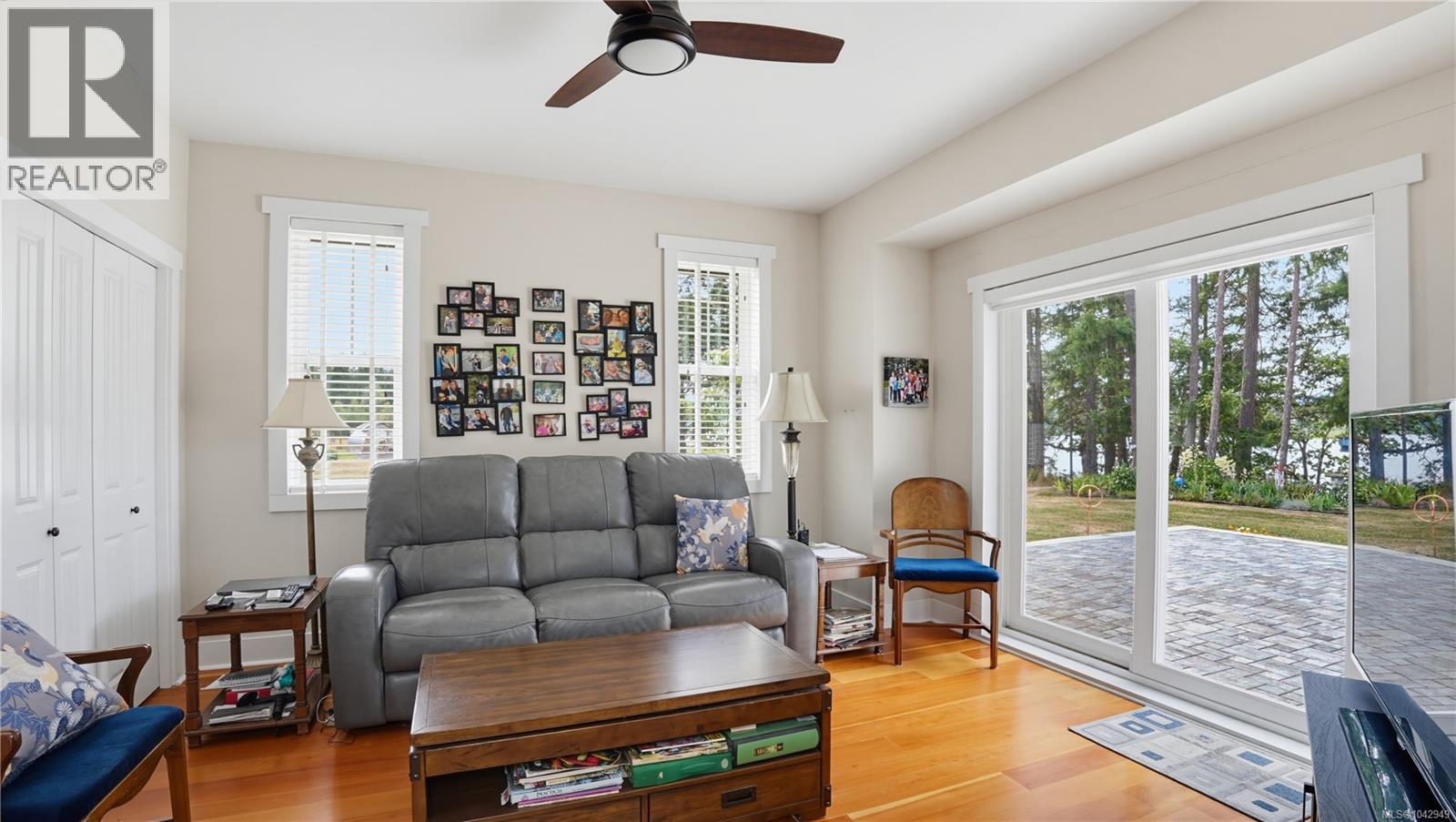 6458 Diana Dr - 28