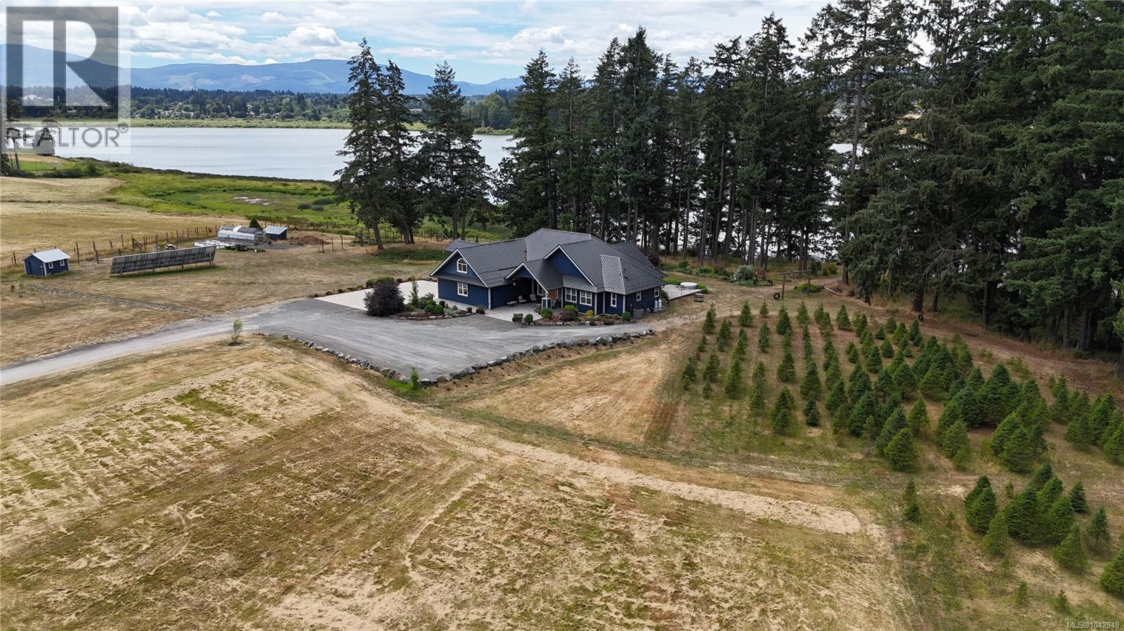 6458 Diana Dr - 40