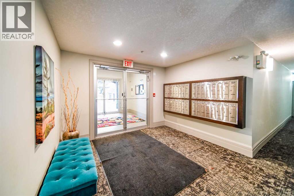 #208 518 33 Street NW - 19