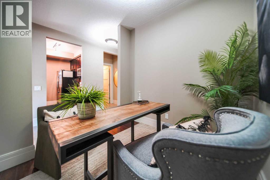 #208 518 33 Street NW - 8