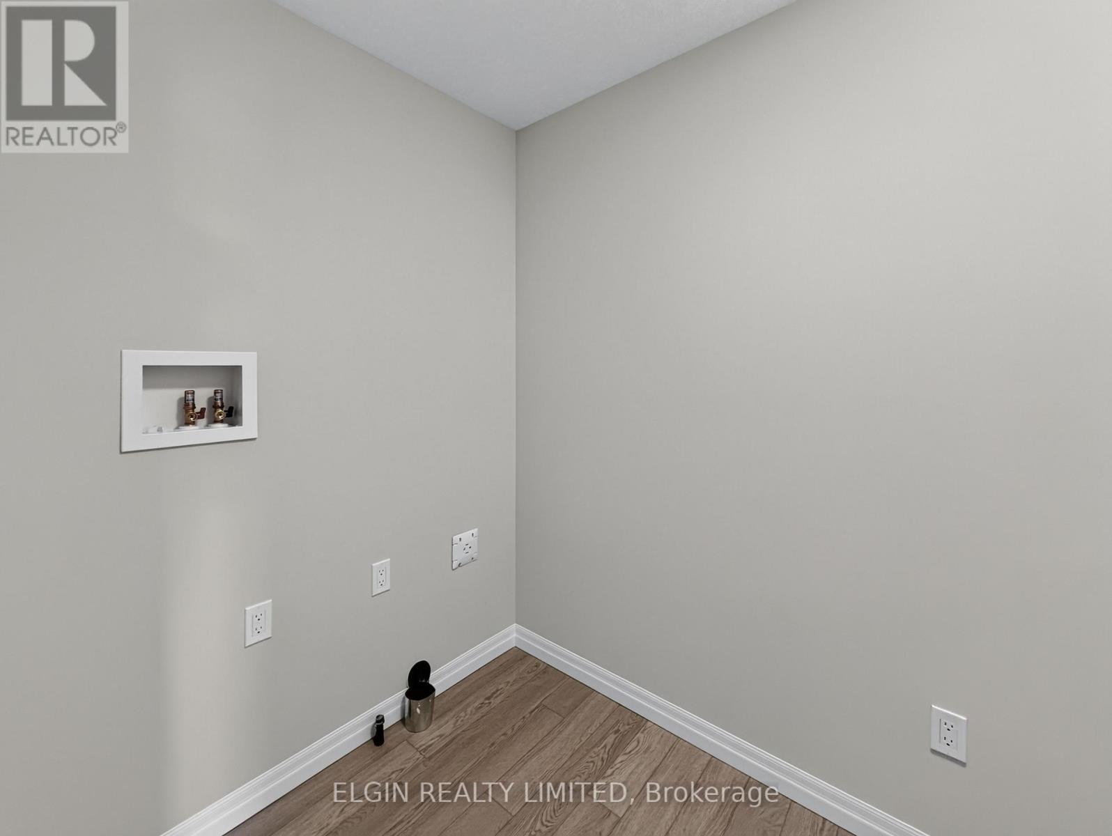 55 WOODCOCK DRIVE - 22