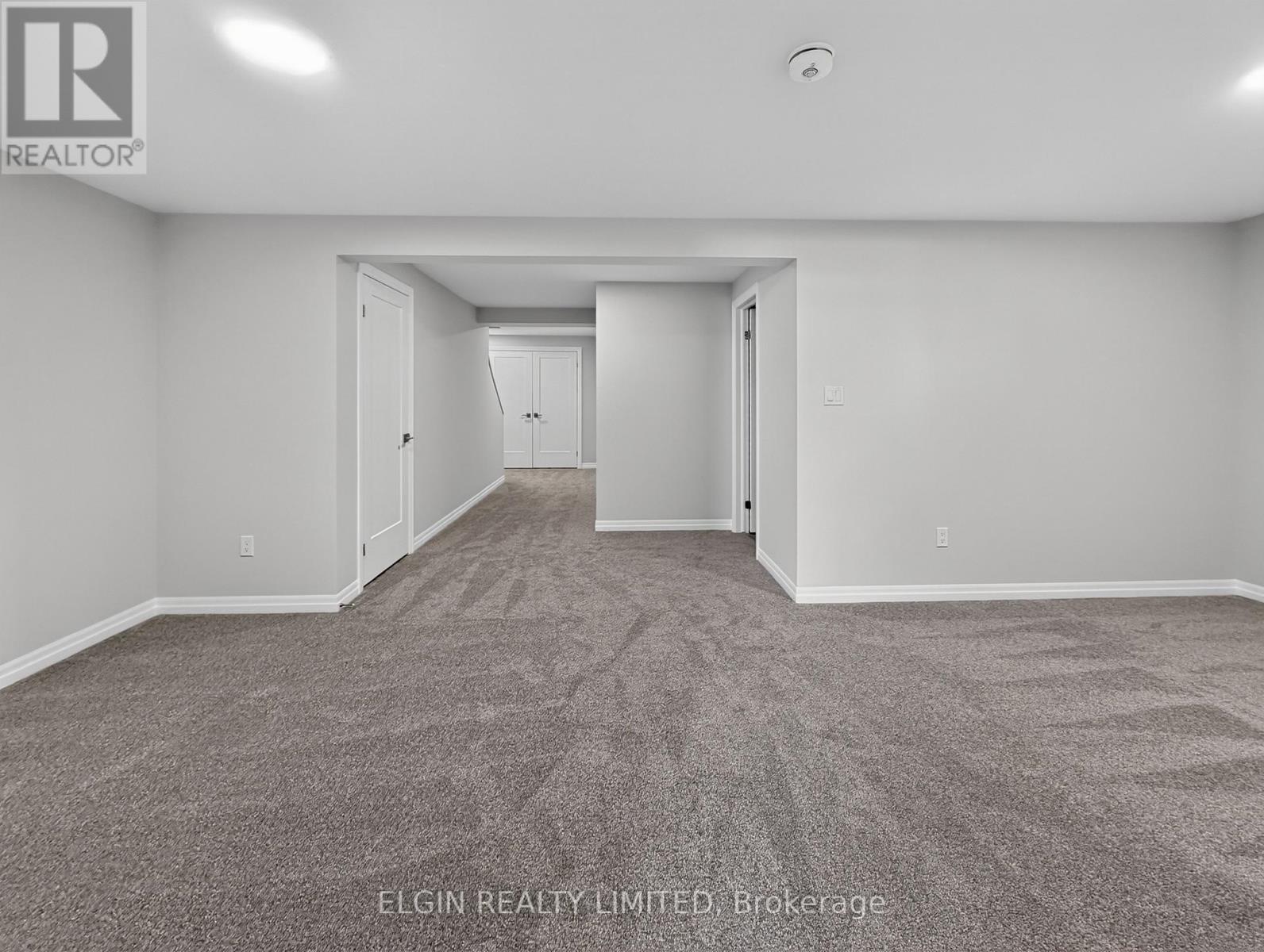 55 WOODCOCK DRIVE - 31