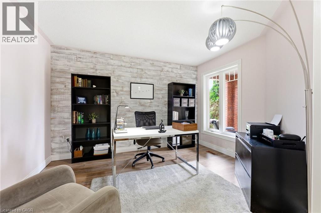 31 WAKEFIELD Lane - Image 6