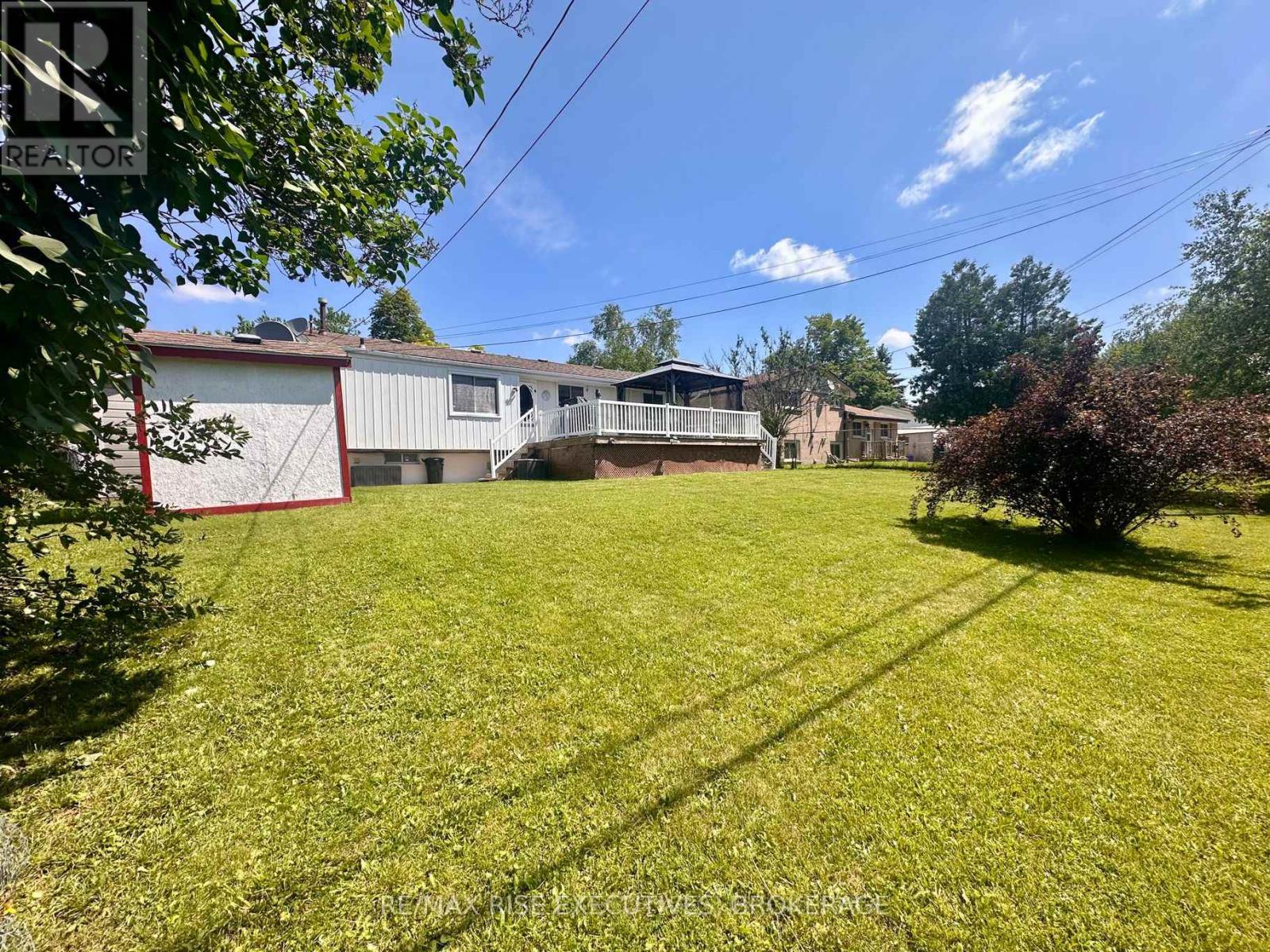 214 AMHERST DRIVE - 18