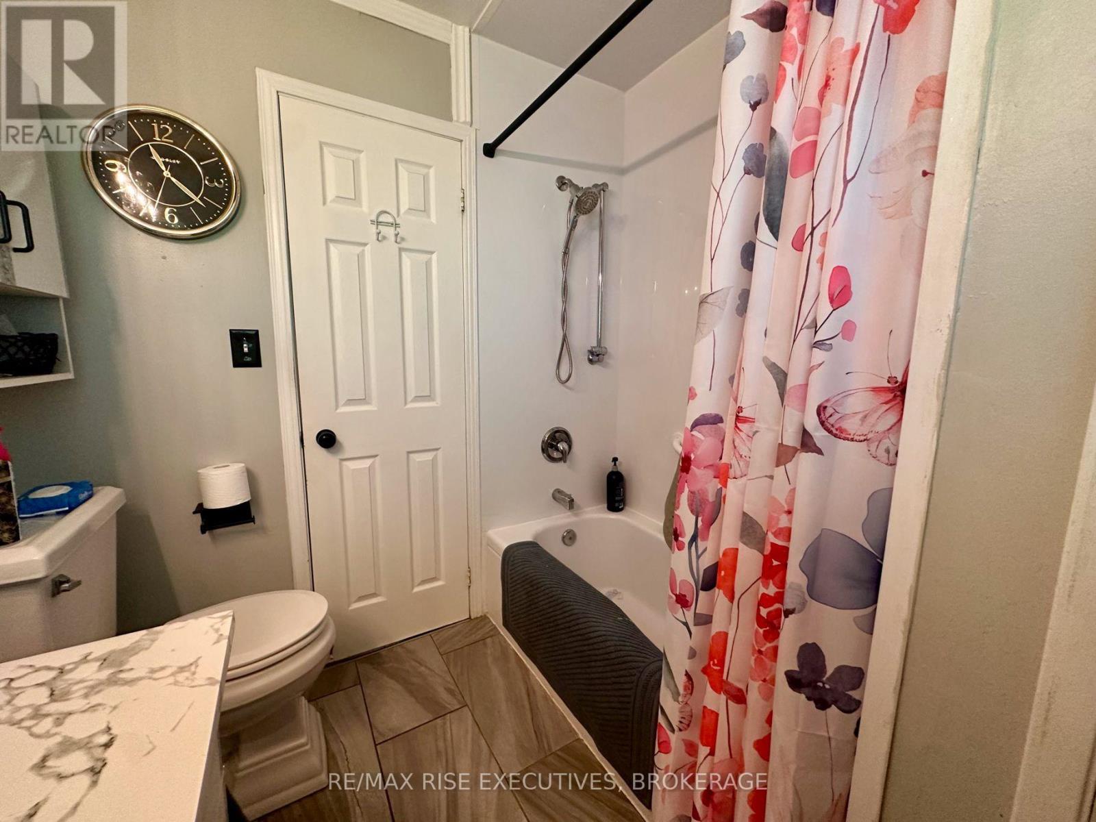 214 AMHERST DRIVE - 9