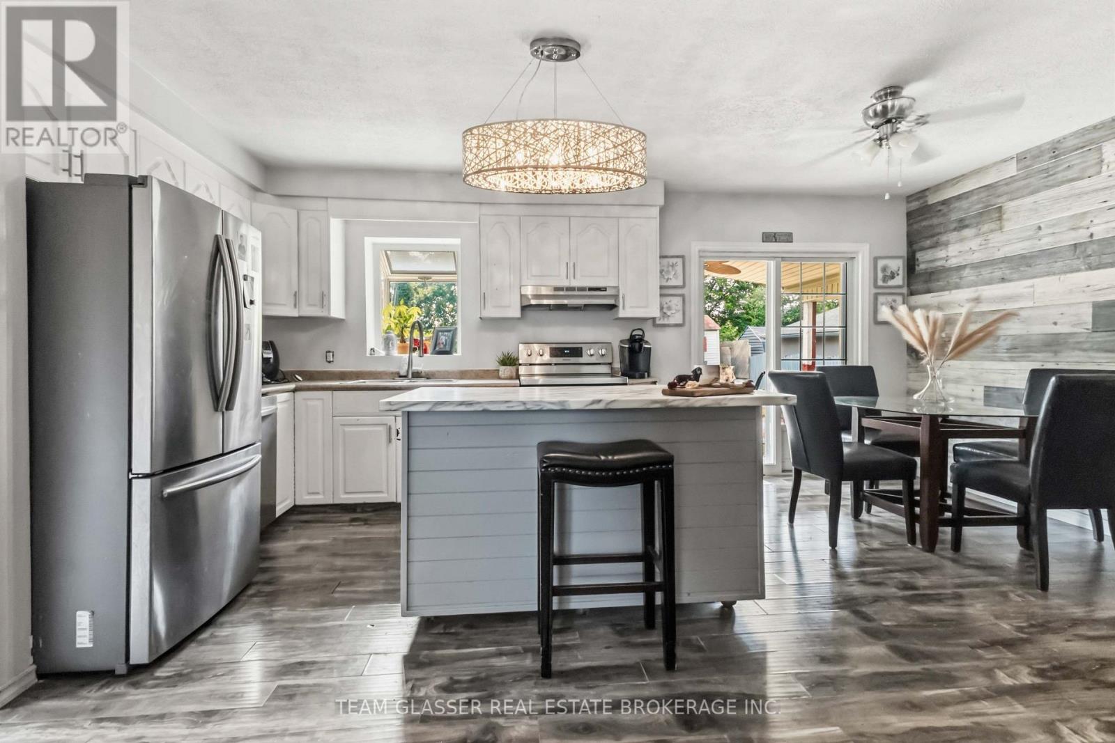 307 TWEEDSMUIR AVENUE - Image 17