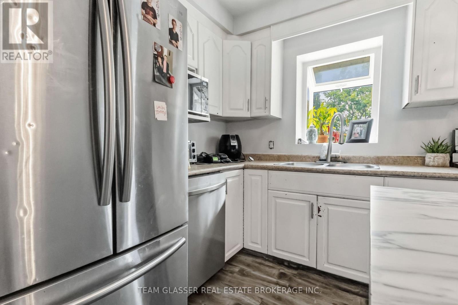 307 TWEEDSMUIR AVENUE - Image 22
