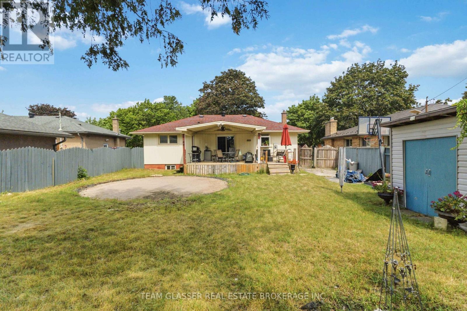 307 TWEEDSMUIR AVENUE - Image 37