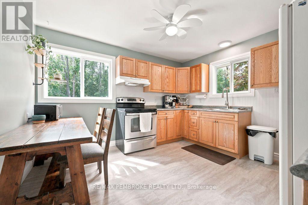 1369 B GREENWOOD ROAD - 13