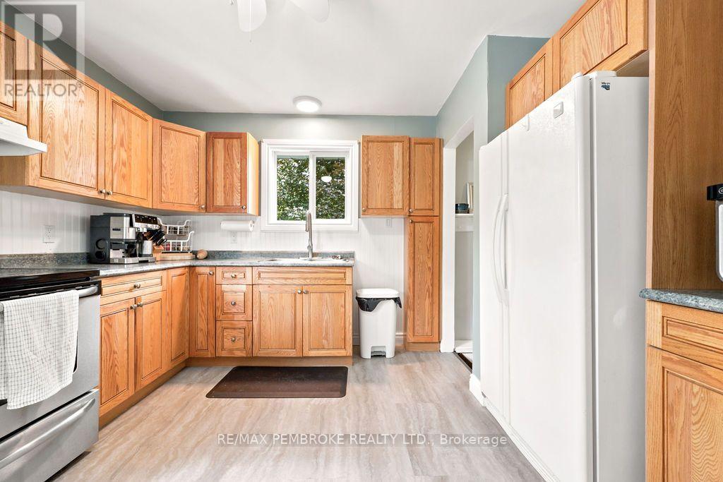 1369 B GREENWOOD ROAD - 15