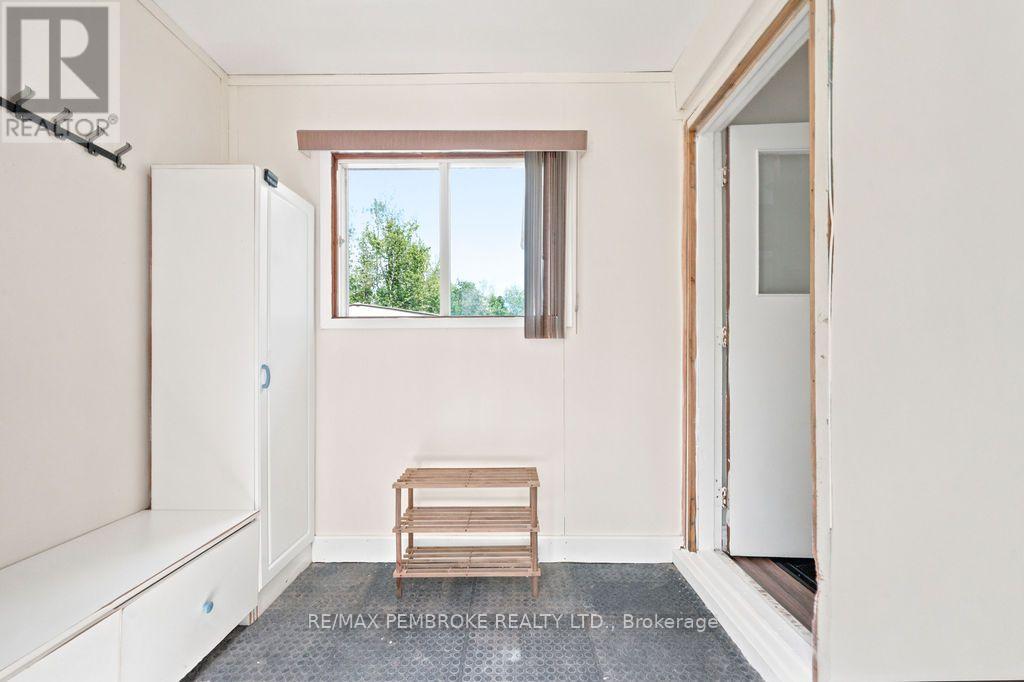 1369 B GREENWOOD ROAD - 26
