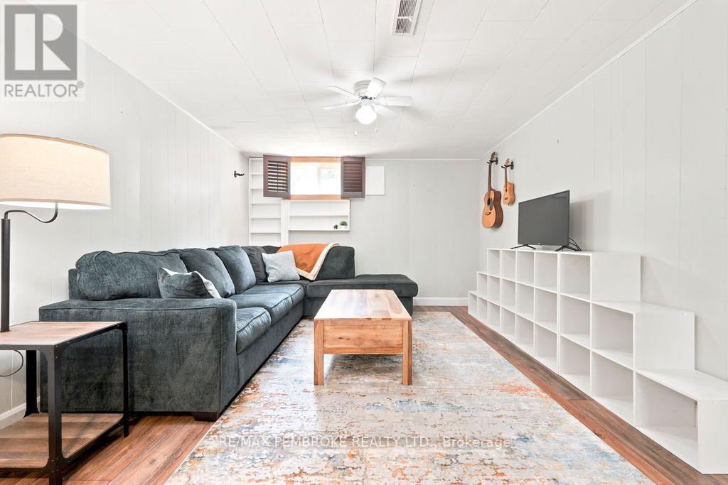 1369 B GREENWOOD ROAD - 31